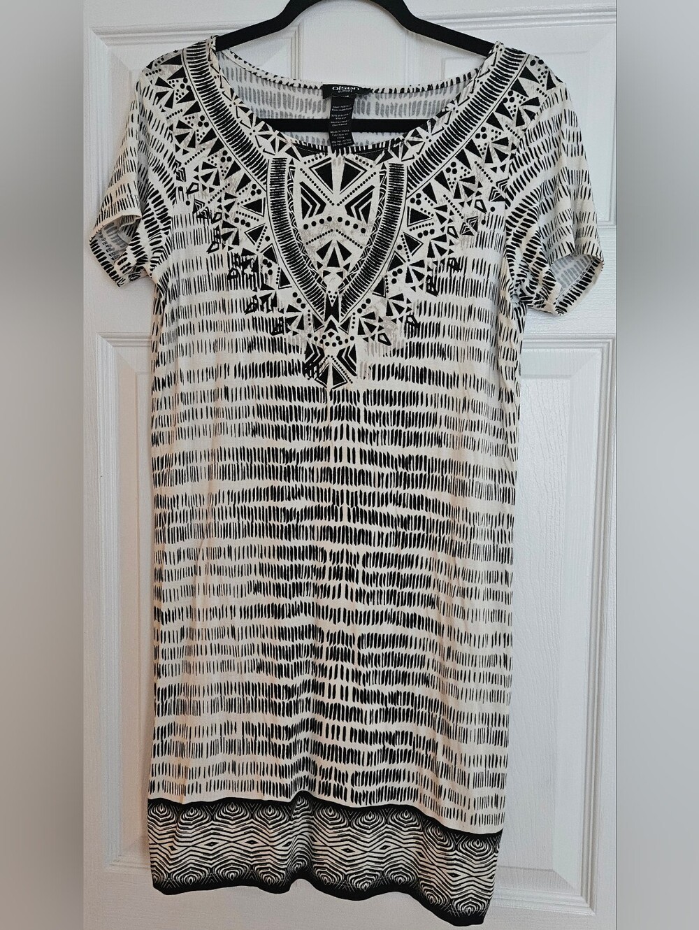 Olsen Casual Printed Mini Dress. Size US 10. Grear Condition. 92% Viscose.